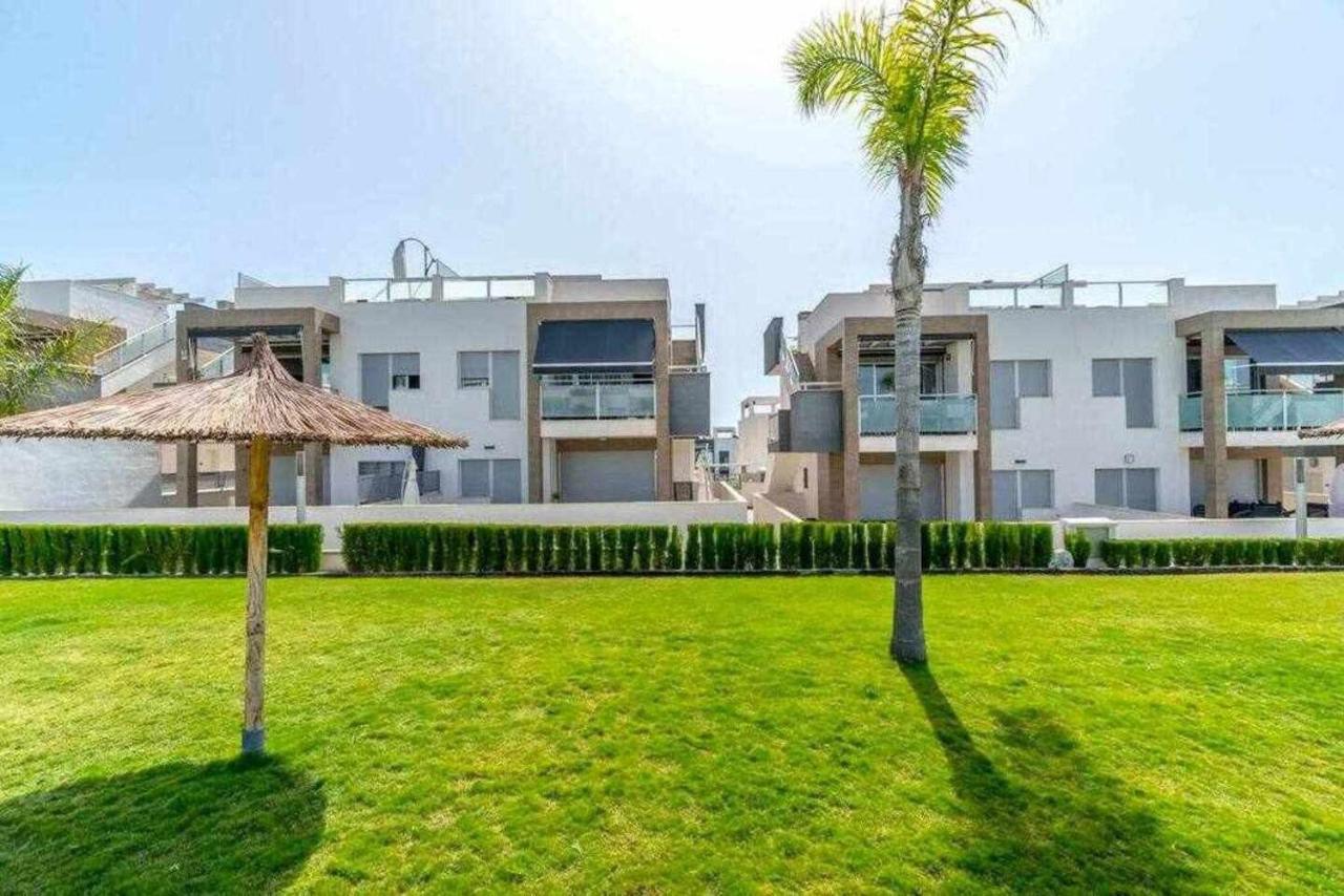 Espanhouse Caroline Bungalow Torrevieja Exteriör bild