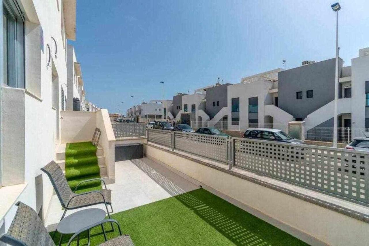 Espanhouse Caroline Bungalow Torrevieja Exteriör bild