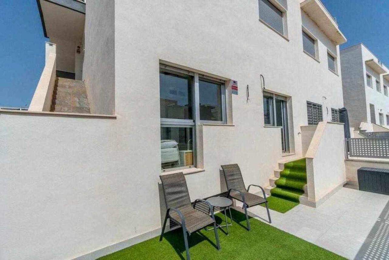 Espanhouse Caroline Bungalow Torrevieja Exteriör bild