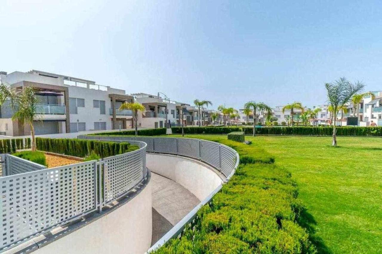 Espanhouse Caroline Bungalow Torrevieja Exteriör bild