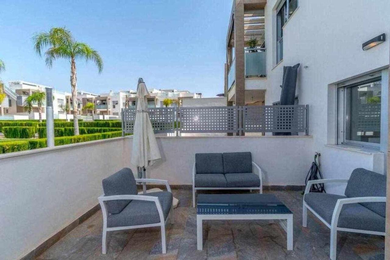 Espanhouse Caroline Bungalow Torrevieja Exteriör bild