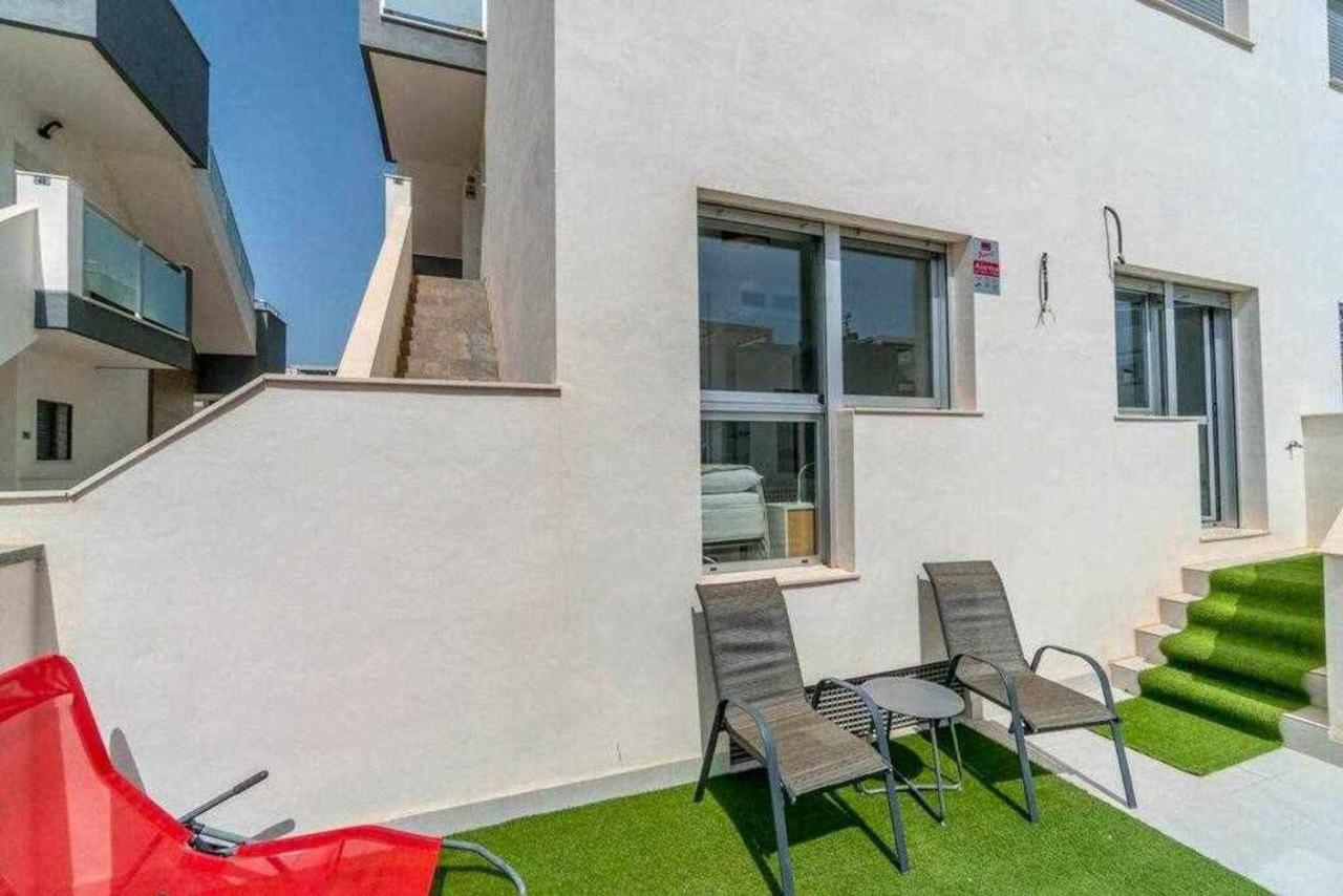 Espanhouse Caroline Bungalow Torrevieja Exteriör bild